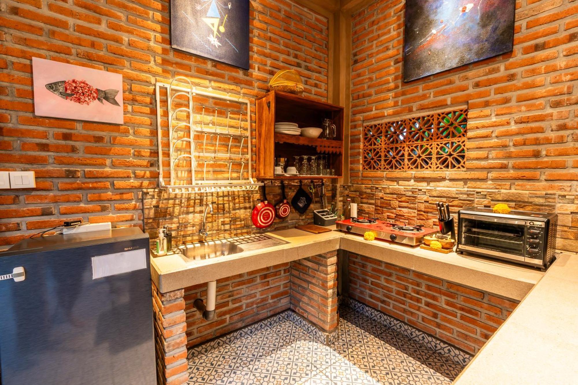Pranawa Villa *